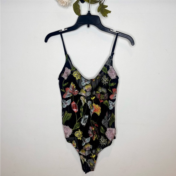 Honey Punch Semi-Sheer Embroidered Floral Bodysuit - Picture 6 of 14